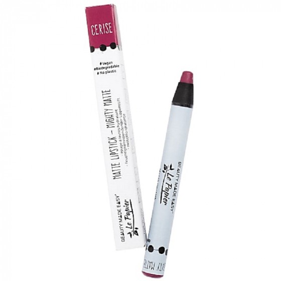 Rouge à lèvres hydratant mat - Le papier - 6 g - Cerise Rouge à lèvres hydratant mat - Le papier - 6 g - Cerise